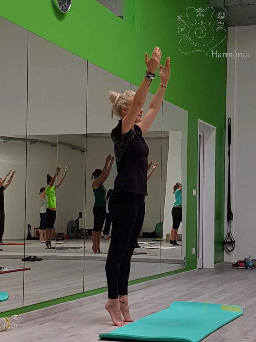 istruttrice pilates; pilates; equilibrio; lezioni di gruppo;