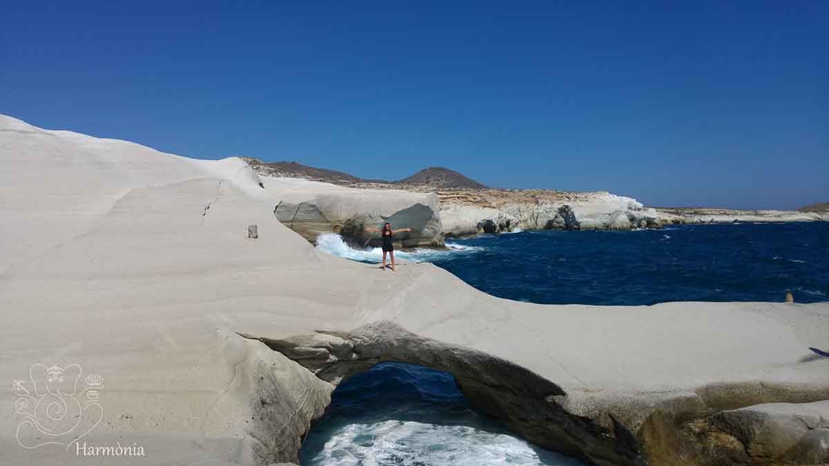 scogliera; sarakiniko; Milos;